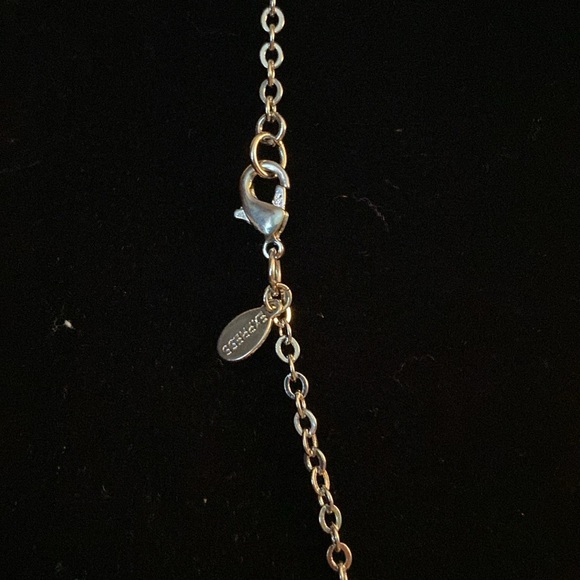 Express multi Layered Necklace✨ - Picture 6 of 6